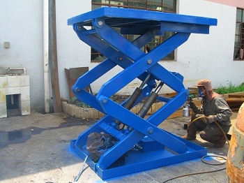 湖南榮洲機(jī)械設(shè)備有限公司,移動(dòng)式升降平臺(tái)價(jià)格,湖南升降貨梯,塑料托盤(pán)批發(fā),固定式升降平臺(tái),曲臂式升降平臺(tái),汽車(chē)尾板,全電動(dòng)叉車(chē) 湖南榮洲機(jī)械設(shè)備有限公司,移動(dòng)式升降平臺(tái)價(jià)格,湖南升降貨梯,塑料托盤(pán)批發(fā),固定式升降平臺(tái),曲臂式升降平臺(tái),汽車(chē)尾板,全電動(dòng)叉車(chē)